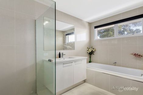 Property photo of 2/290 Porter Street Templestowe VIC 3106