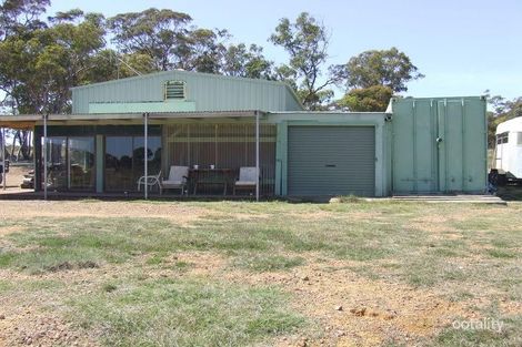 2403 Lumley Rd, Lake Bathurst, NSW 2580