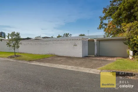 Property photo of 26 Bordeaux Parade Mermaid Waters QLD 4218