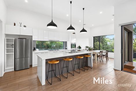 Property photo of 16 Cleve Grove Heidelberg VIC 3084
