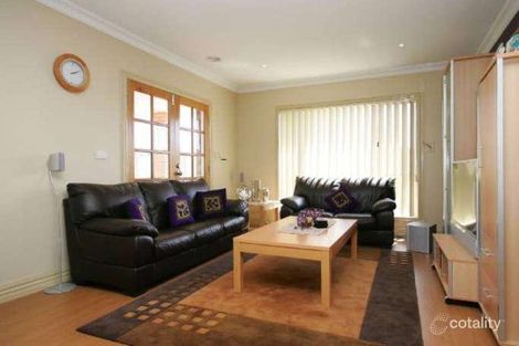 Property photo of 27 Wattleview Road Roxburgh Park VIC 3064