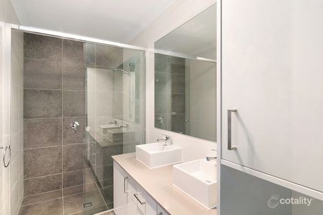Property photo of 28 Daisy Loop Googong NSW 2620