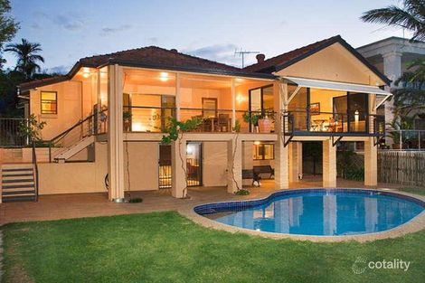 Property photo of 18 Jerdanefield Road St Lucia QLD 4067