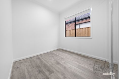 Property photo of 30 Riesling Street Wollert VIC 3750