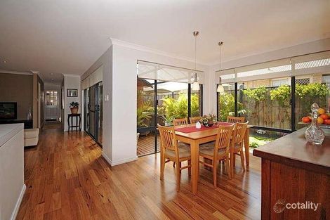 Property photo of 8 Larrawa Circle Ellenbrook WA 6069