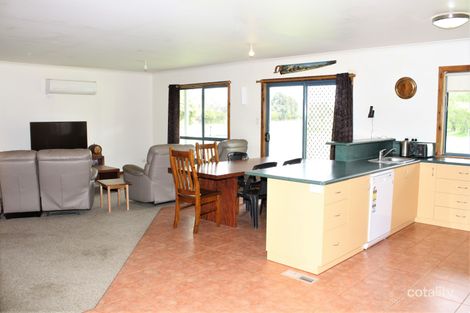 Property photo of 111 Murray Road Koonoomoo VIC 3644