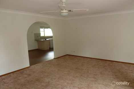 Property photo of 4 Lakeview Road Lake Cathie NSW 2445