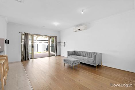 Property photo of 8 Paso Grove Clyde North VIC 3978