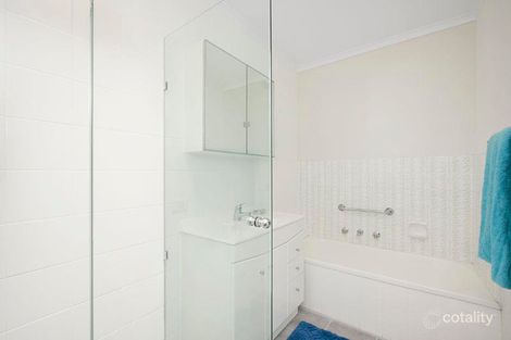 Property photo of 2/14 Wickham Road Hampton East VIC 3188