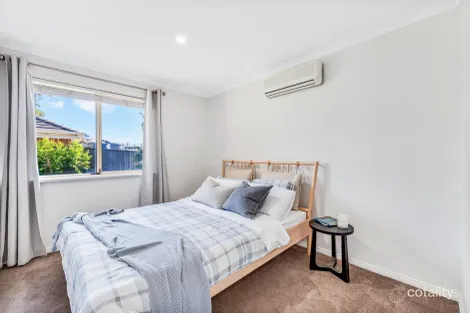 Property photo of 19 Joseph Way Woodcroft SA 5162