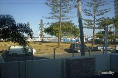 Property photo of 1/10 Oatland Esplanade Runaway Bay QLD 4216
