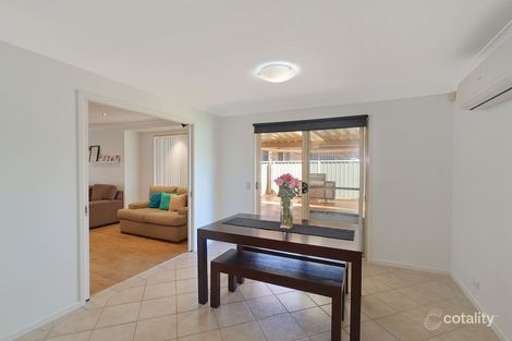 Property photo of 16 Lavender Court St Helens Park NSW 2560