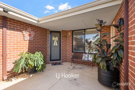 Property photo of 8 Avon Gardens Millbridge WA 6232