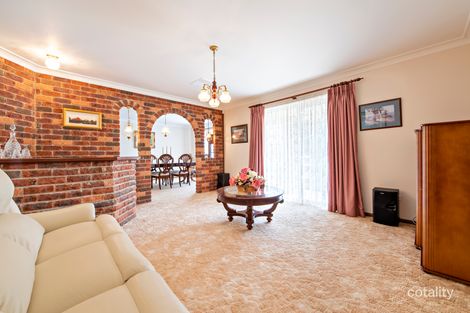 Property photo of 20 Lakeland Drive Dubbo NSW 2830
