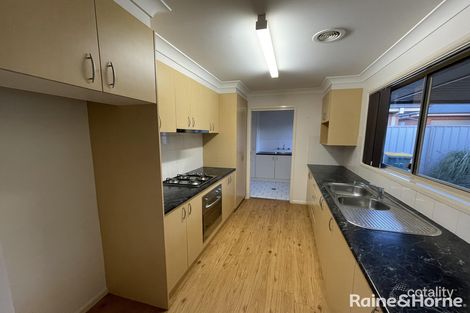Property photo of 1 Birri Place Glenfield Park NSW 2650
