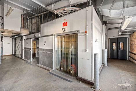 102 Hill St, Newtown, QLD 4350