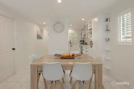 Property photo of 1/96 Ben Lexcen Drive Sunshine Beach QLD 4567