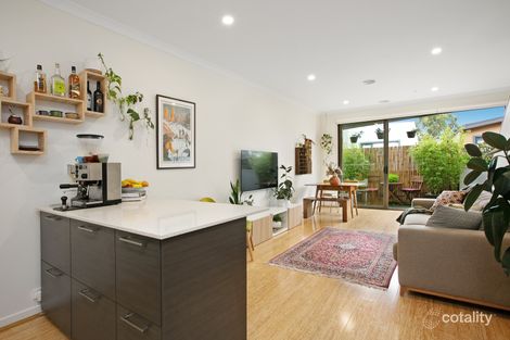 Property photo of 19 Aviary Grove Thornbury VIC 3071