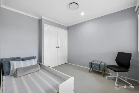 Property photo of 136 Epping Forest Drive Kearns NSW 2558