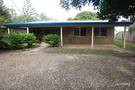 Property photo of 46 Bayside Drive Beachmere QLD 4510