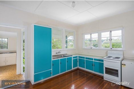 Property photo of 108 Esher Street Holland Park West QLD 4121