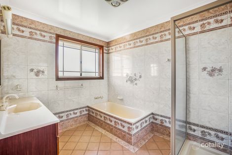 Property photo of 1 Rosbrook Court Rangeville QLD 4350