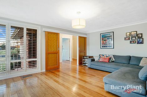 Property photo of 46 Nangiloc Crescent Werribee VIC 3030
