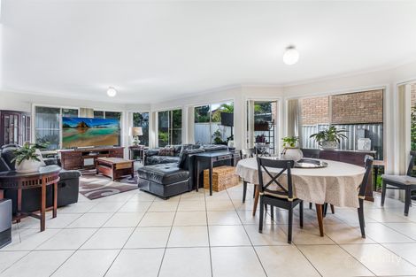 Property photo of 6 Ormiston Avenue West Hoxton NSW 2171