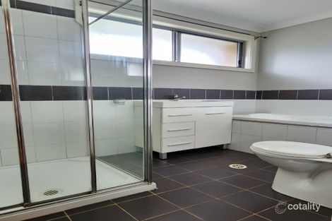 Property photo of 1/25 Carinya Road Girraween NSW 2145