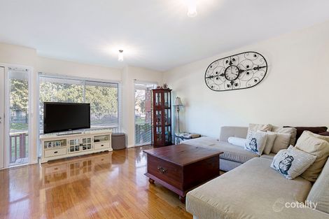 10 Greenham Pl, Kensington, VIC 3031