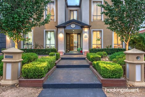 Property photo of 9 Cairn Curran Terrace Caroline Springs VIC 3023