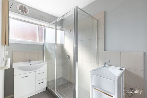 Property photo of 5/2-6 Kelvin Grove Springvale VIC 3171