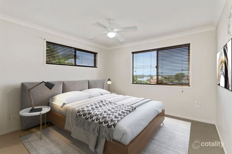 Property photo of 1/33 Mariners Crescent Banora Point NSW 2486