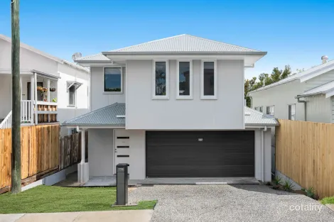 174 Cambridge Pde, Manly, QLD 4179