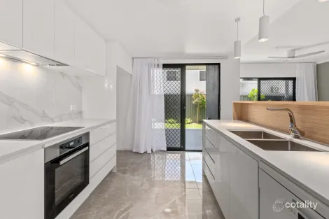 Property photo of 102 Nemies Road Runcorn QLD 4113