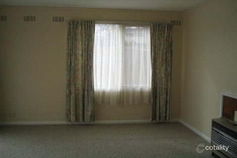 Property photo of 22 Kitchener Street Hughes ACT 2605