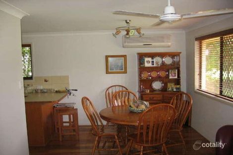 Property photo of 17 Brownleaf Street Mansfield QLD 4122