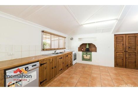 Property photo of 3 Ninth Road York WA 6302