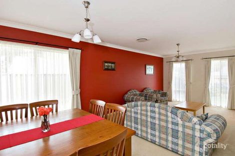 Property photo of 11 Angophora Court Voyager Point NSW 2172