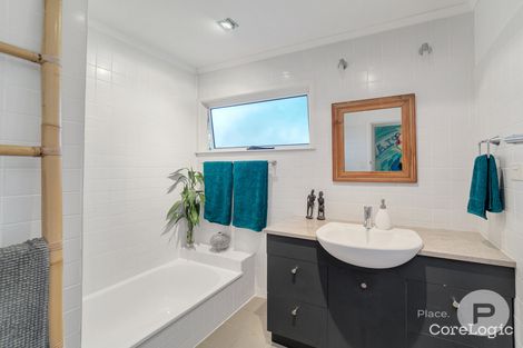 Property photo of 14 Mackay Terrace Bardon QLD 4065