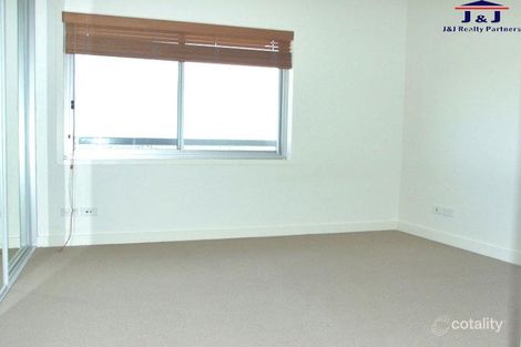 Property photo of 729/25 Bennelong Parkway Wentworth Point NSW 2127