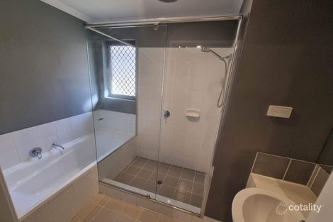 Property photo of 16 Tambrey Avenue Golden Bay WA 6174