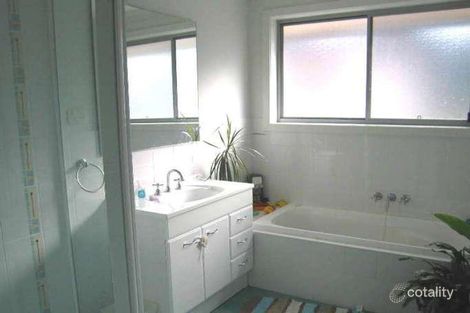 Property photo of 1 Redwood Close Fletcher NSW 2287