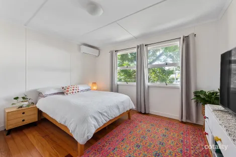 Property photo of 80 Falkirk Street Stafford Heights QLD 4053