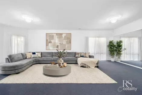 Property photo of 13 St Annes Crescent Berwick VIC 3806