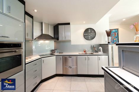 Property photo of 16 Rio Vista Close Carindale QLD 4152