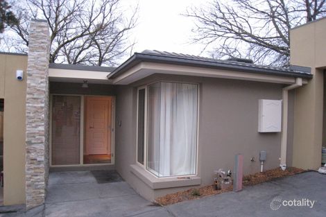 Property photo of 2/17 Illuka Crescent Mount Waverley VIC 3149