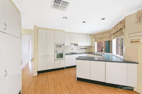 Property photo of 1 Magdalena Place Berwick VIC 3806