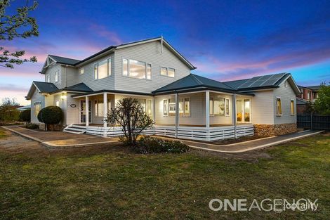 66 The Skyline, Sunbury, VIC 3429