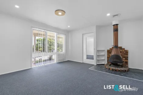 Property photo of 18 Dickens Road Ambarvale NSW 2560